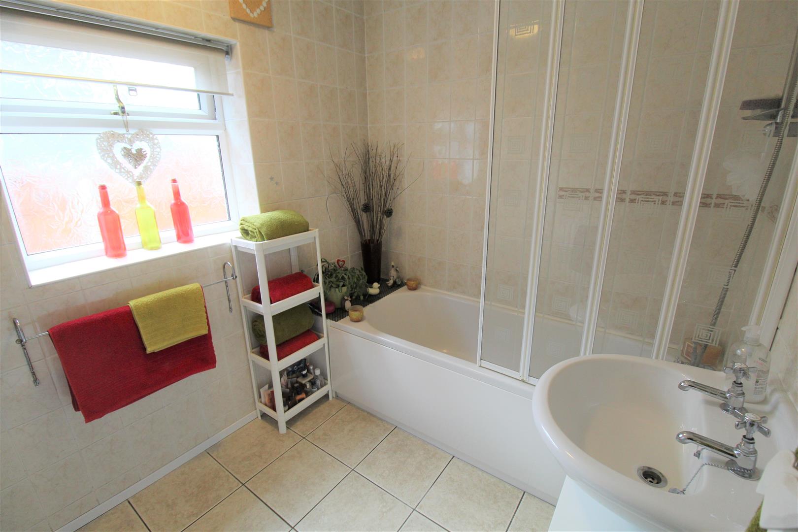 Ruxley Road, Bucknall, Stoke-On-Trent
